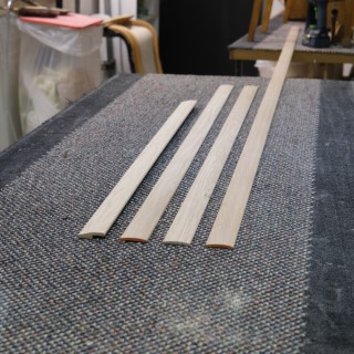 Nivålister av obehandlad ek